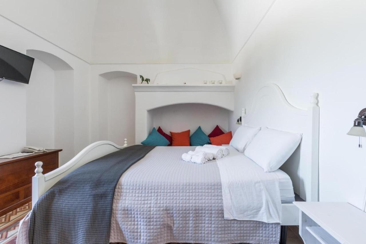 Donna Teresa Bed & Breakfast Мотола Екстериор снимка
